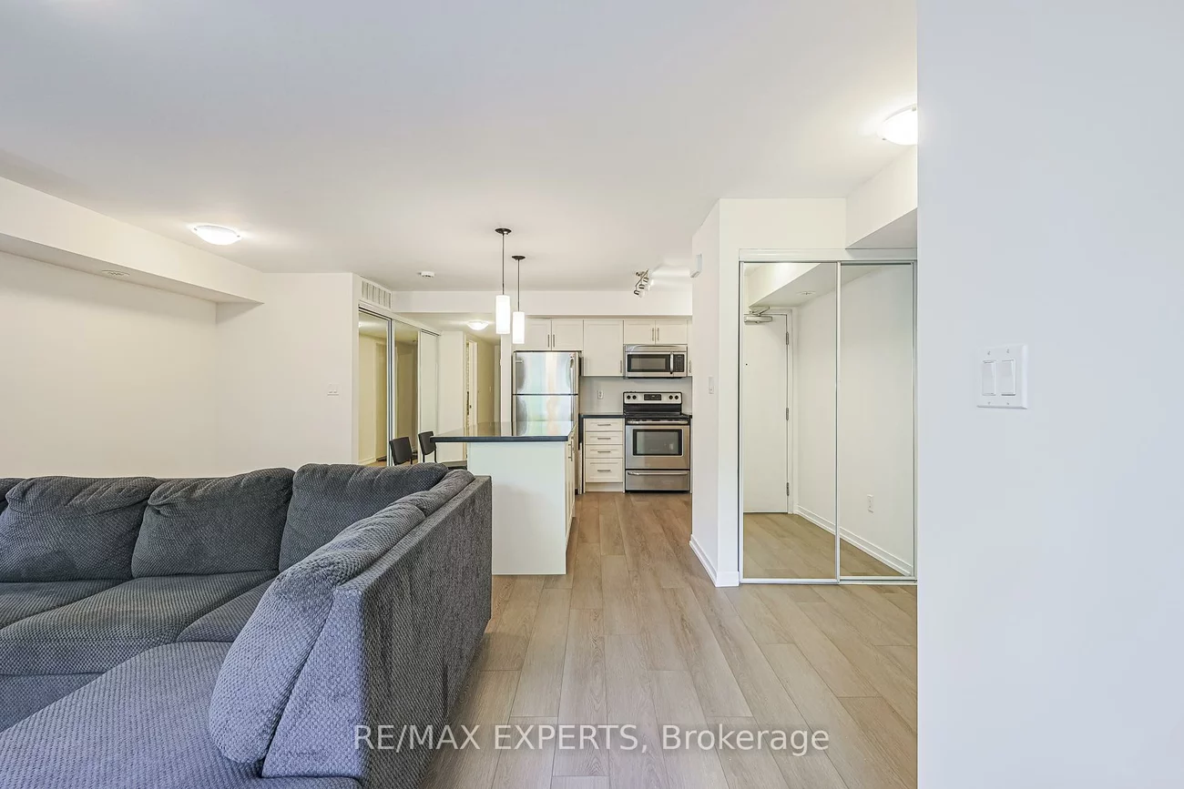 26, Bruce, East Woodbridge, Vaughan