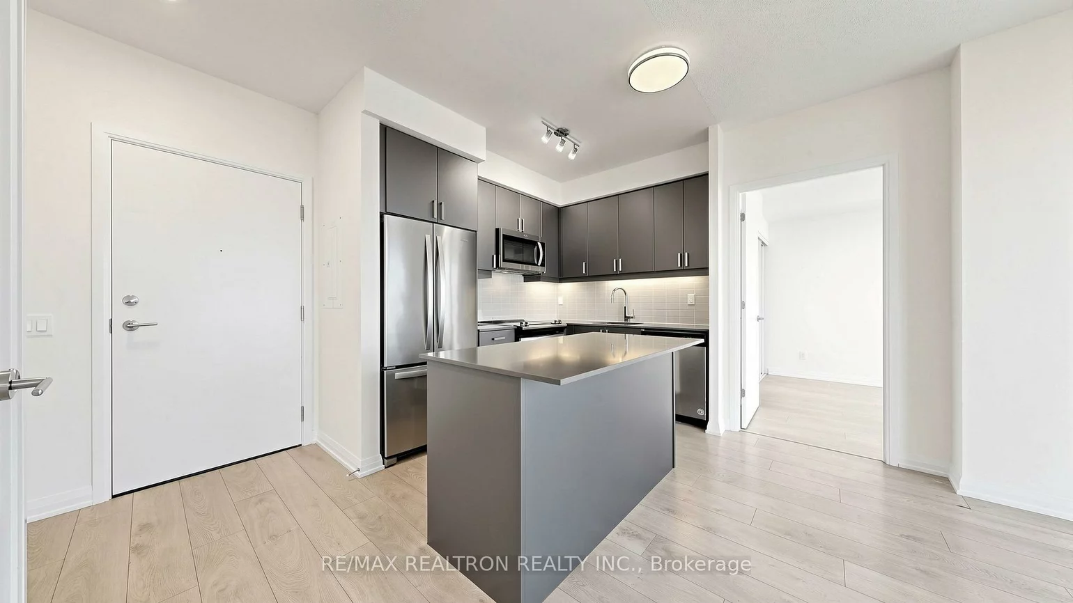 7895, Jane, Concord, Vaughan