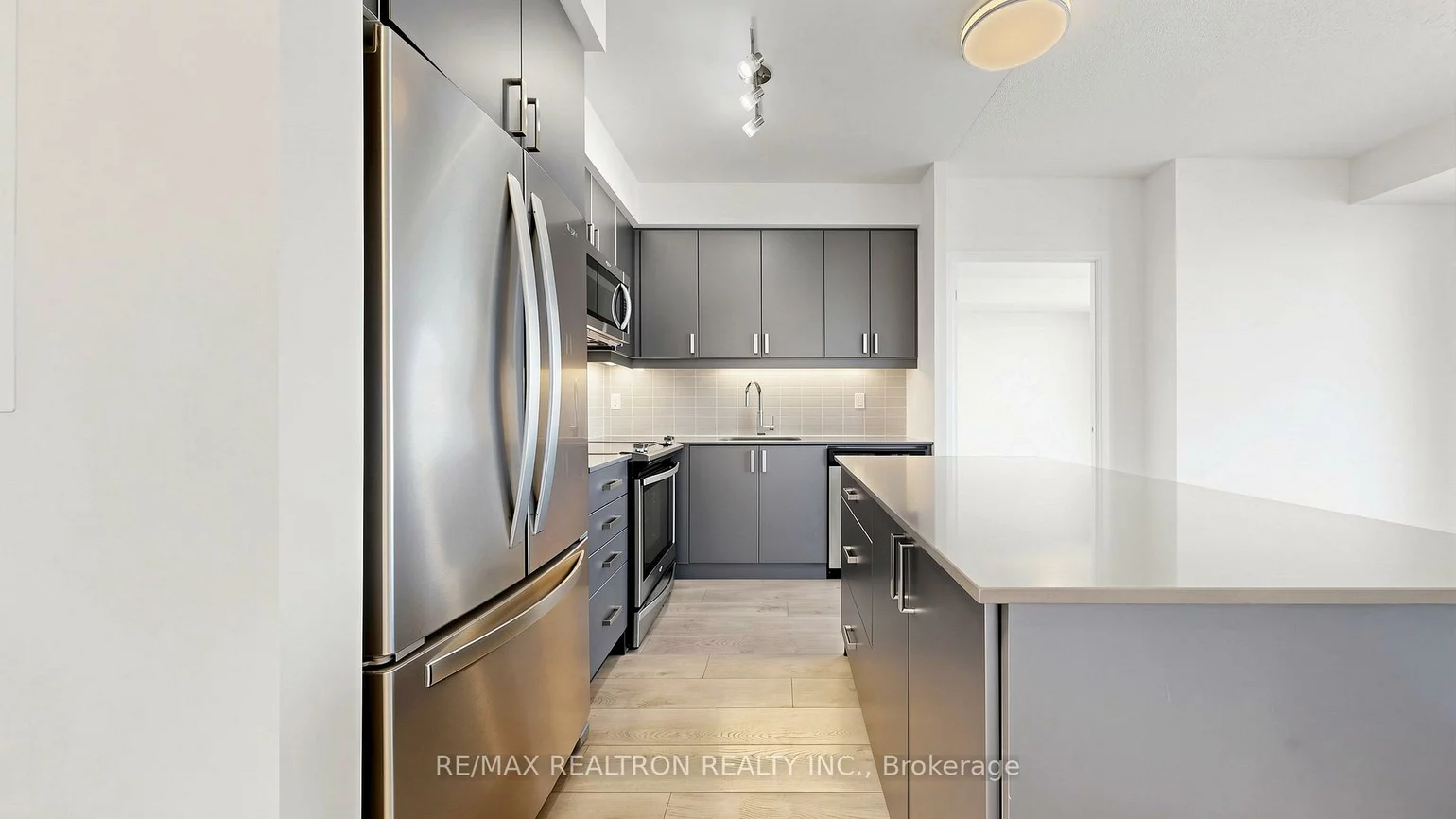 7895, Jane, Concord, Vaughan
