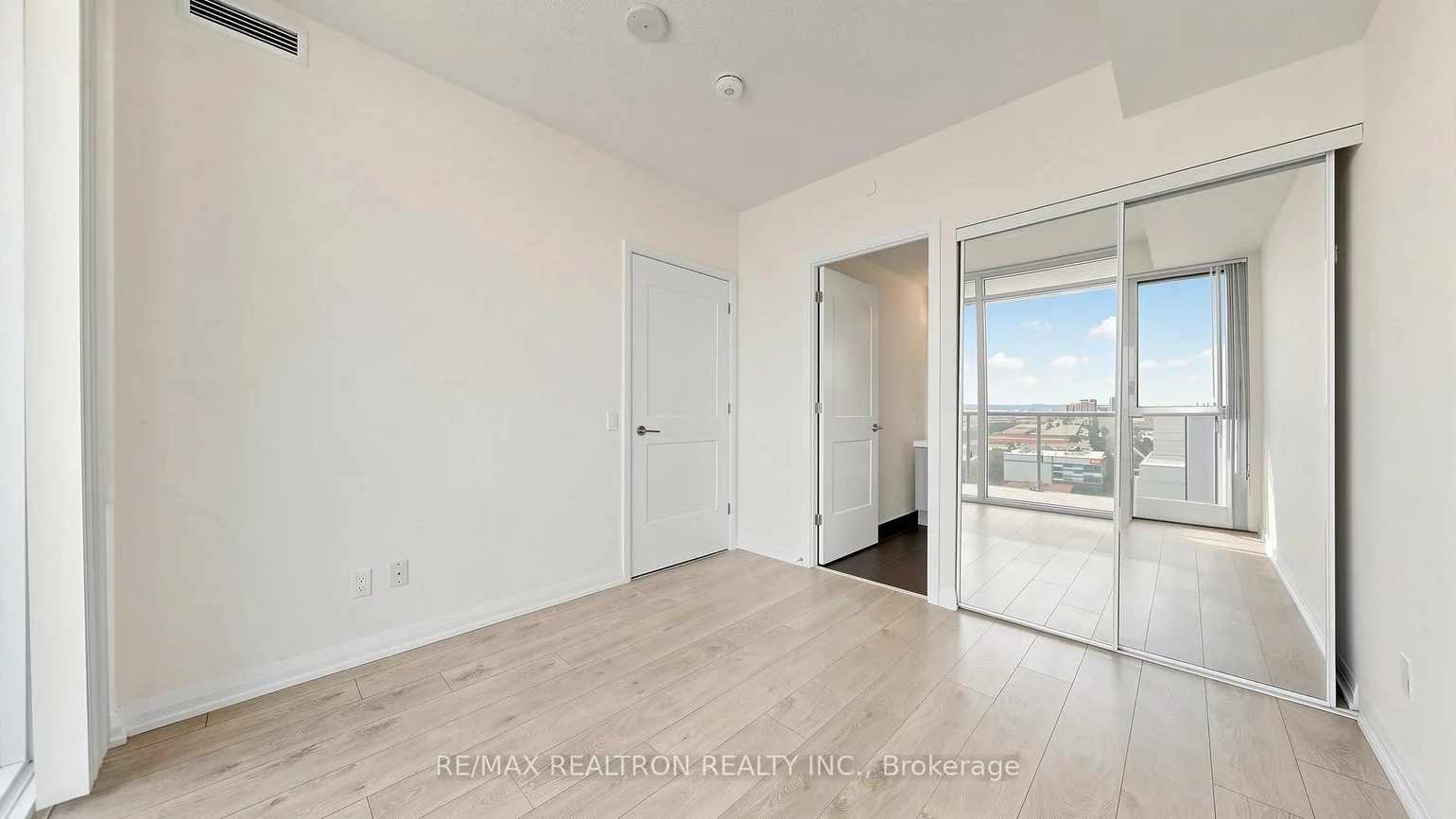 7895, Jane, Concord, Vaughan