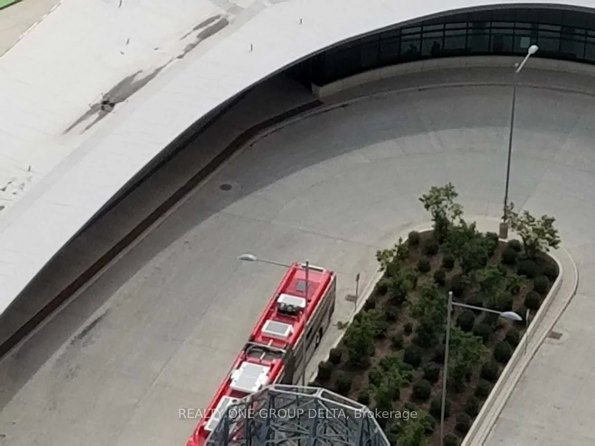 898, Portage, Vaughan Corporate Centre, Vaughan