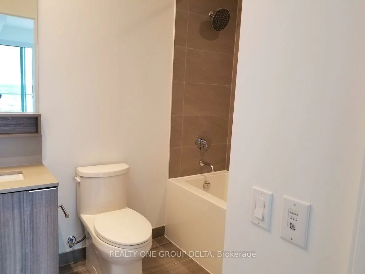 898, Portage, Vaughan Corporate Centre, Vaughan