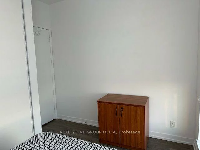 898, Portage, Vaughan Corporate Centre, Vaughan
