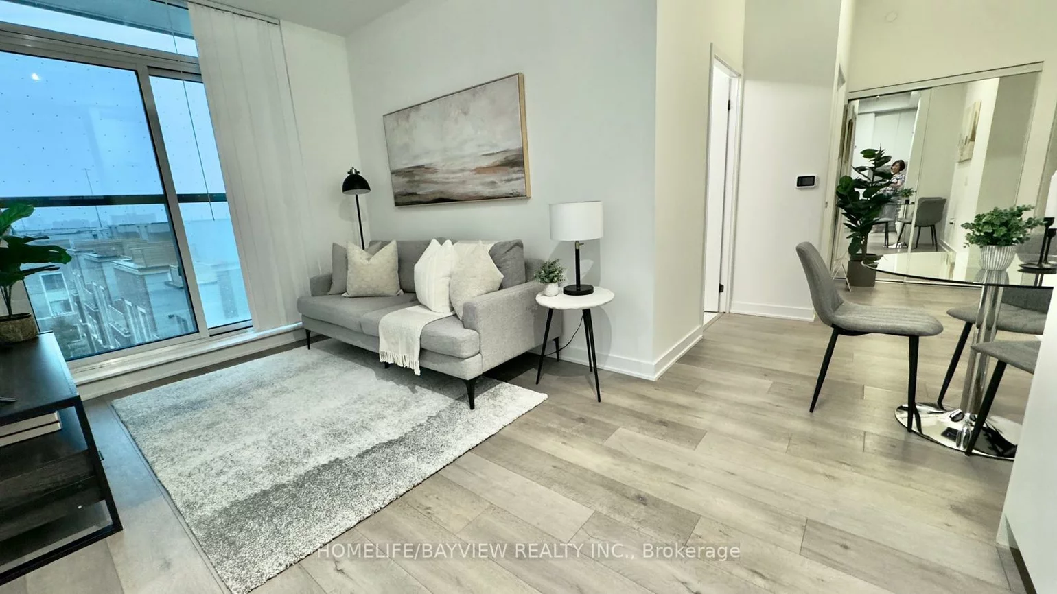 38, Honeycrisp, Vaughan Corporate Centre, Vaughan