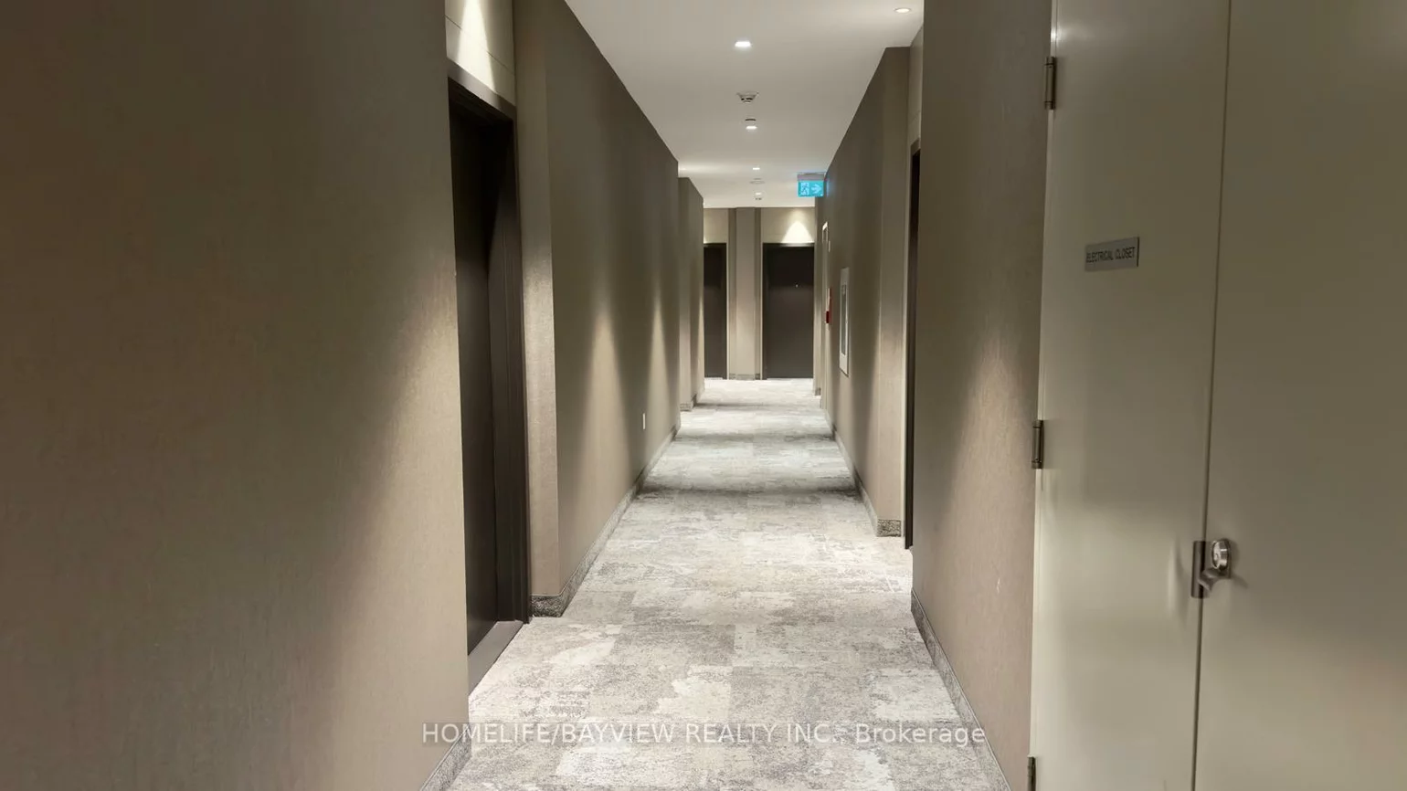 38, Honeycrisp, Vaughan Corporate Centre, Vaughan