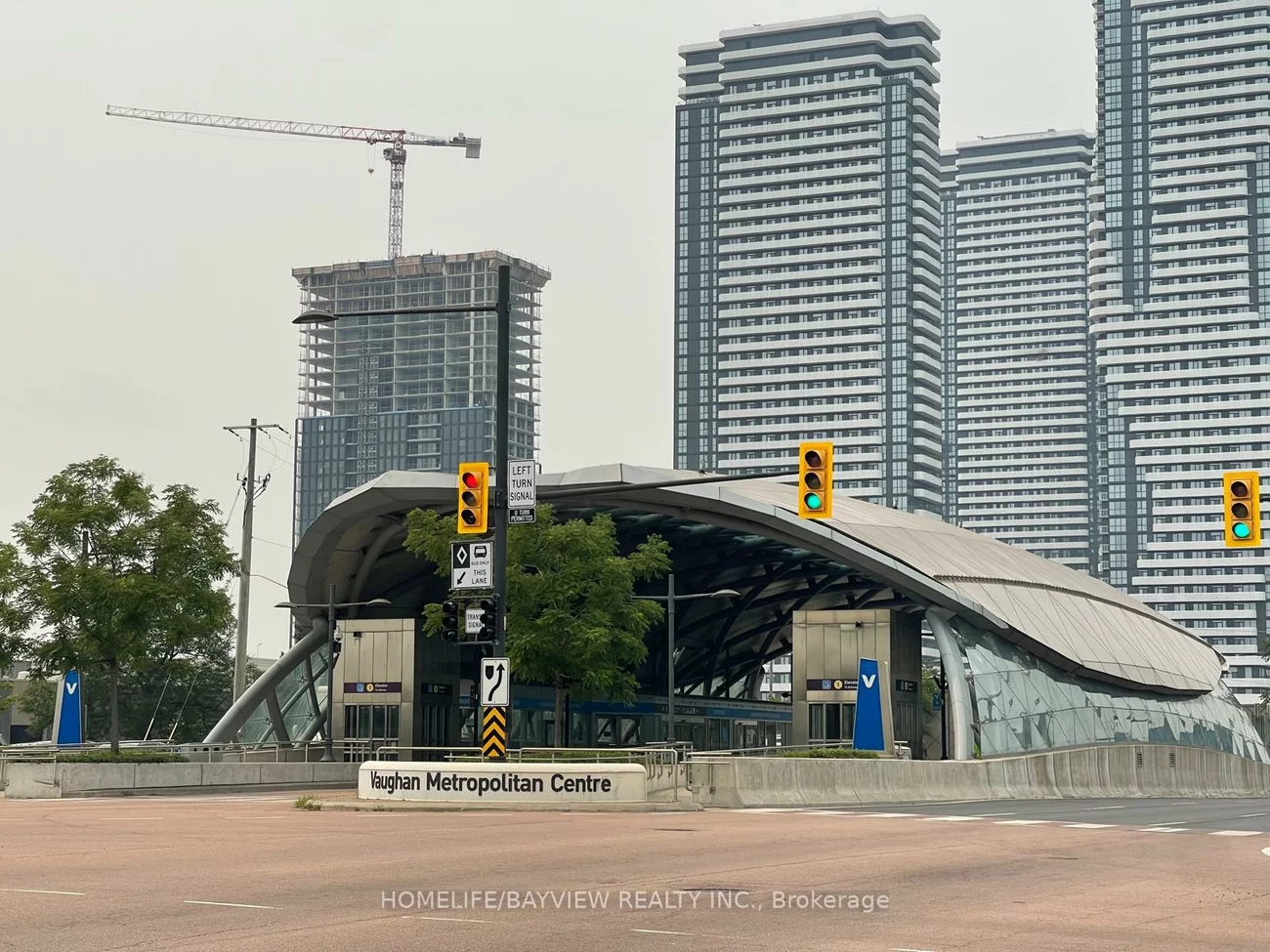 38, Honeycrisp, Vaughan Corporate Centre, Vaughan