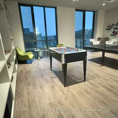 38, Honeycrisp, Vaughan Corporate Centre, Vaughan