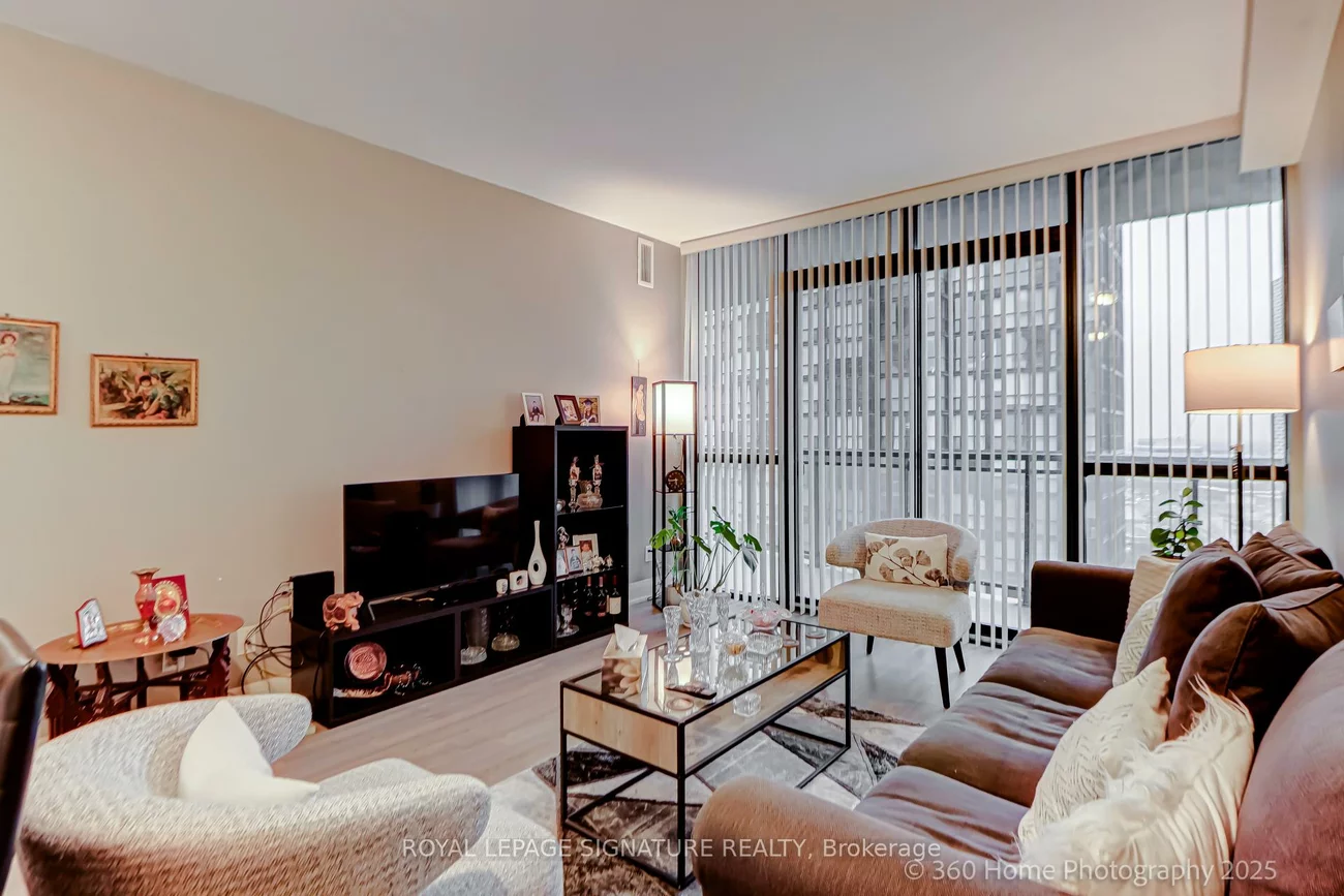 2900, Hwy 7, Concord, Vaughan