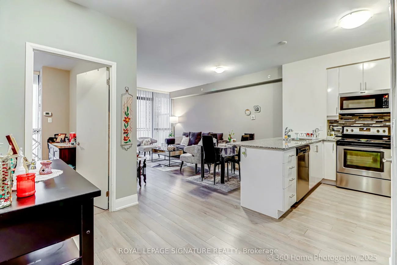 2900, Hwy 7, Concord, Vaughan