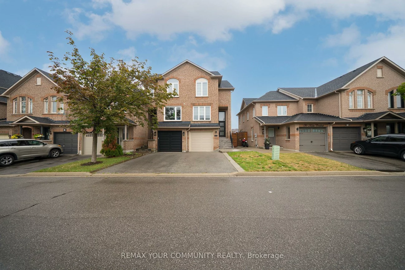 40, Tania, Maple, Vaughan