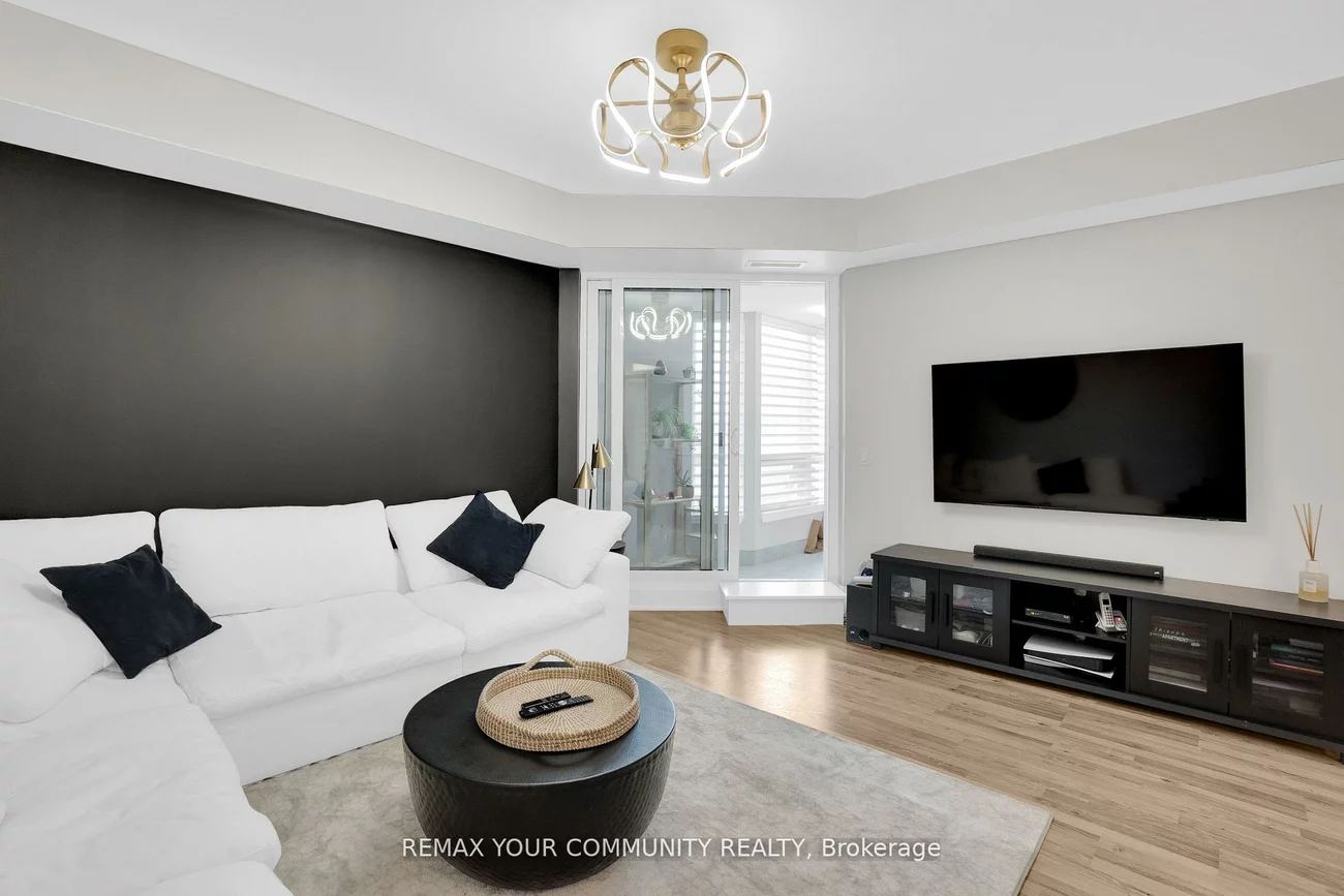 9085, Jane, Concord, Vaughan