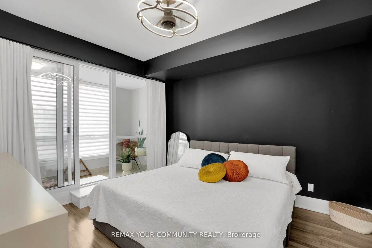 9085, Jane, Concord, Vaughan