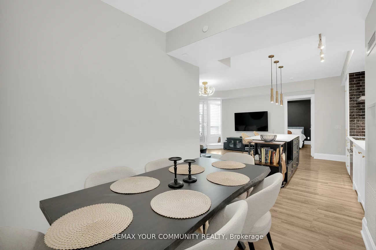 9085, Jane, Concord, Vaughan