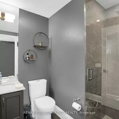 9085, Jane, Concord, Vaughan