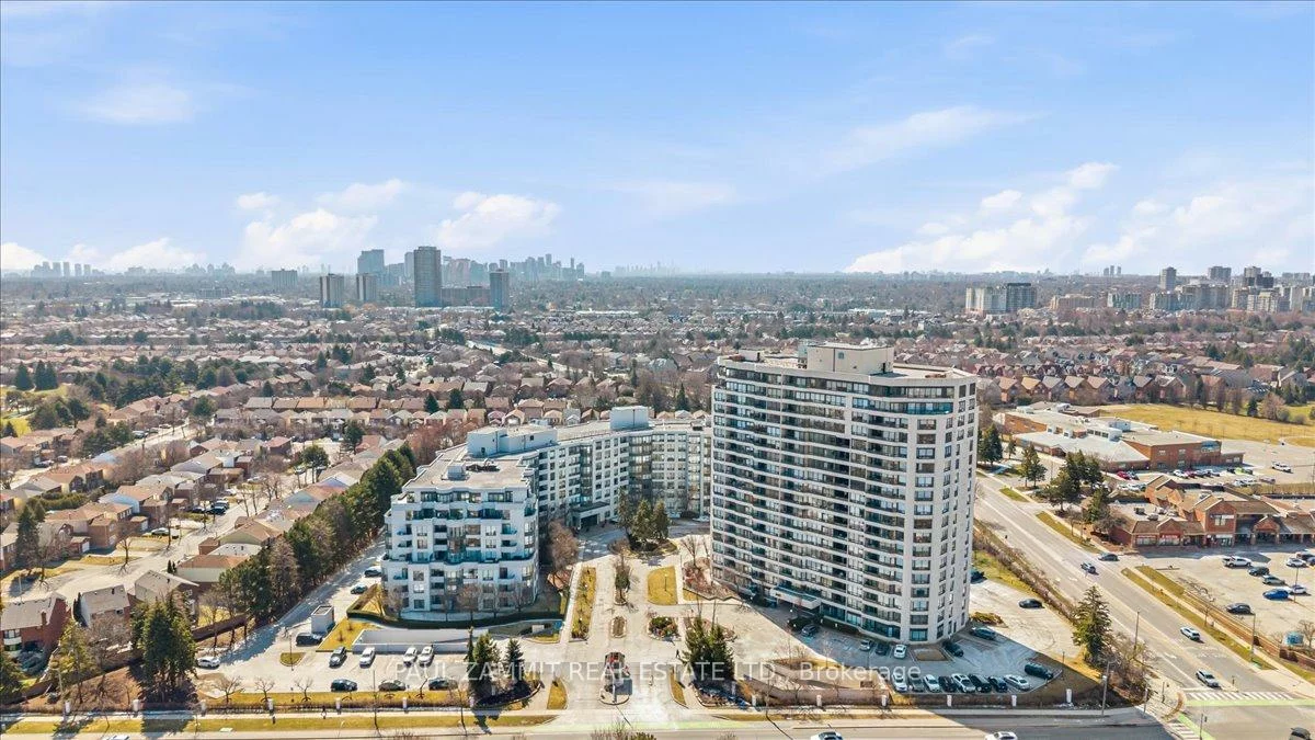 333, Clark, Crestwood-Springfarm-Yorkhill, Vaughan