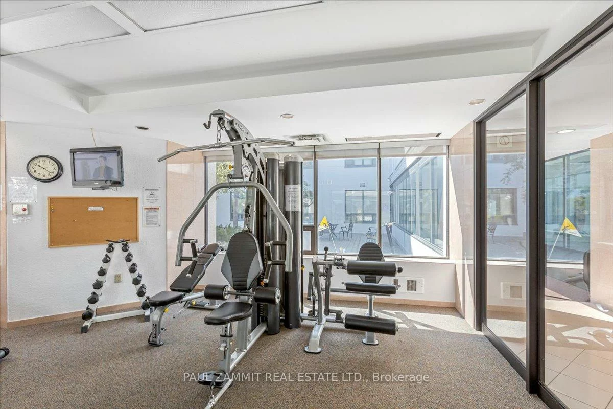 333, Clark, Crestwood-Springfarm-Yorkhill, Vaughan