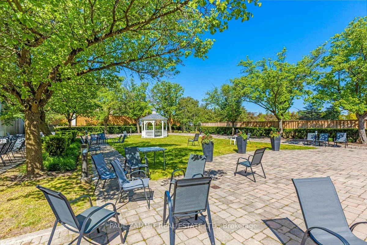 333, Clark, Crestwood-Springfarm-Yorkhill, Vaughan