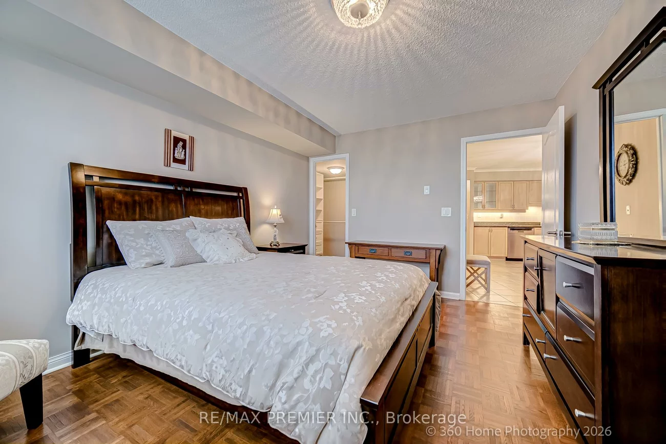 2500, Rutherford, Maple, Vaughan