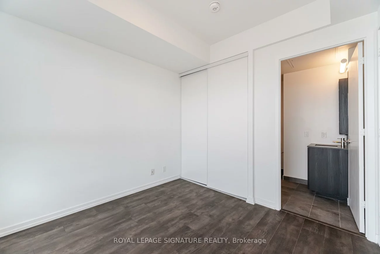 7890, Jane, Vaughan Corporate Centre, Vaughan