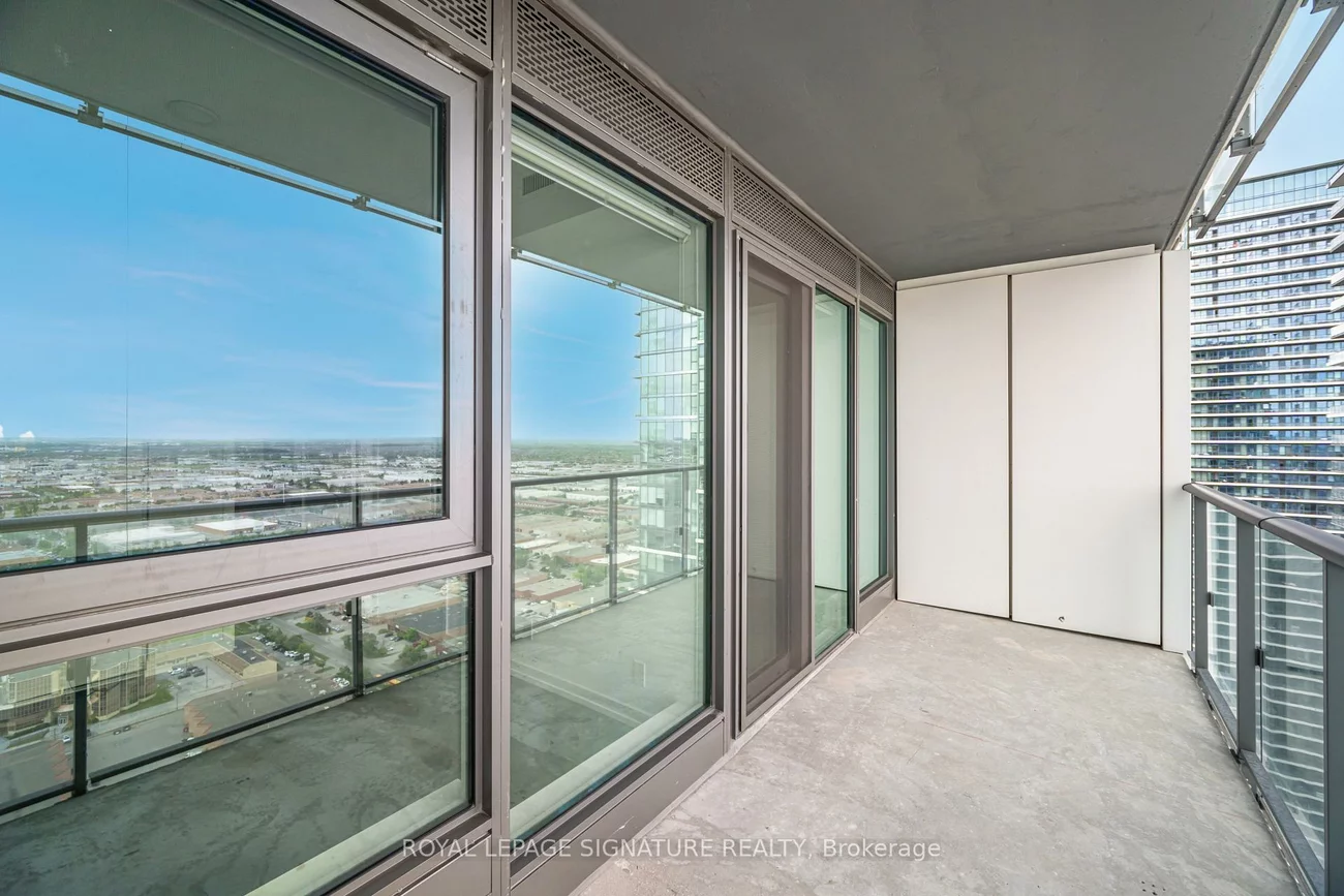 7890, Jane, Vaughan Corporate Centre, Vaughan