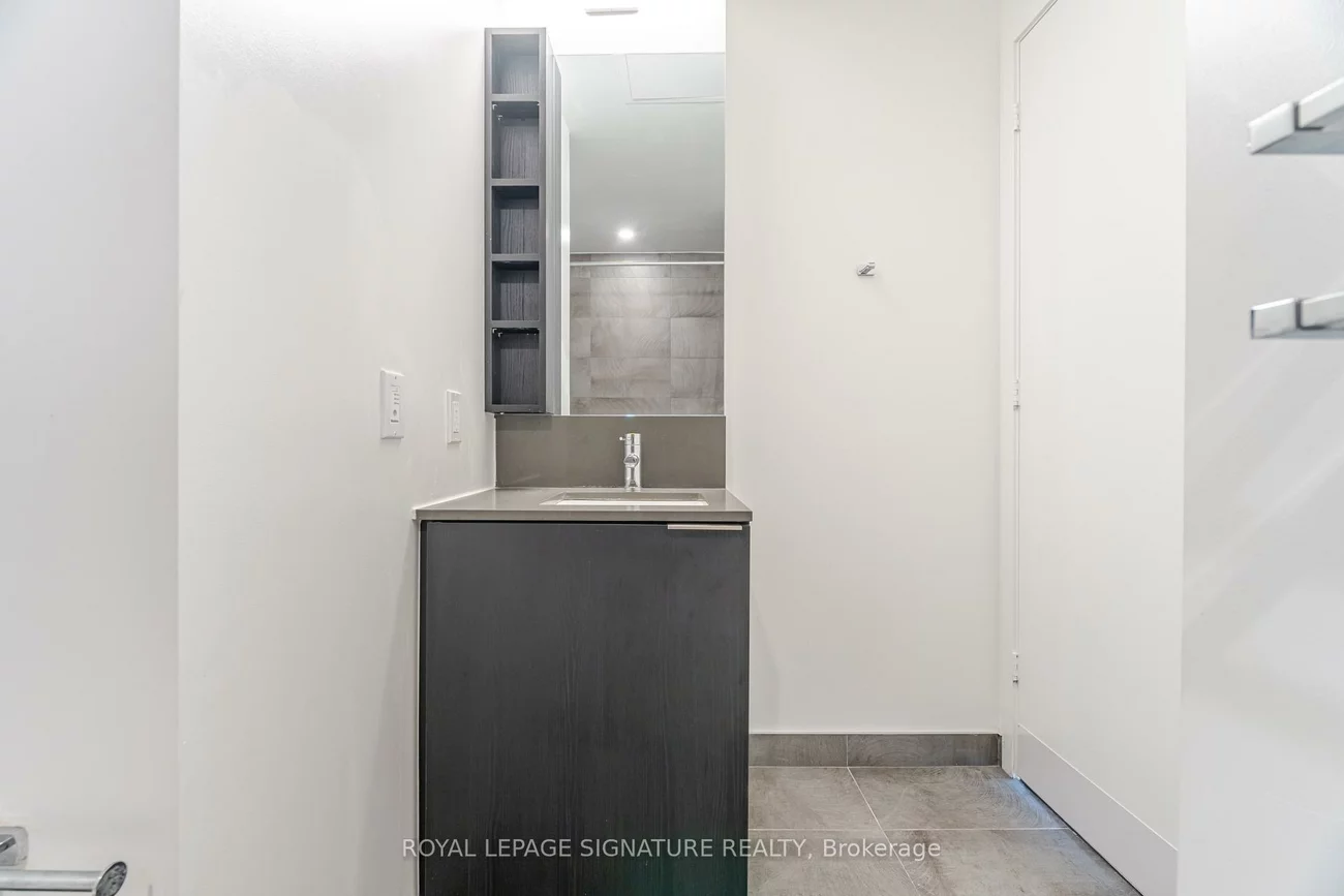 7890, Jane, Vaughan Corporate Centre, Vaughan