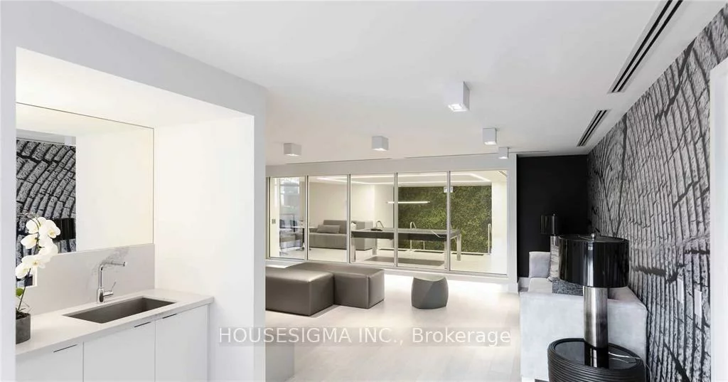 2916, Highway 7, Concord, Vaughan