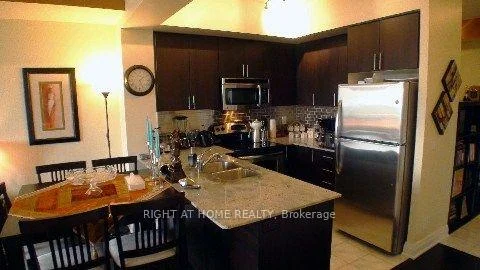 520, Steels, Crestwood-Springfarm-Yorkhill, Vaughan
