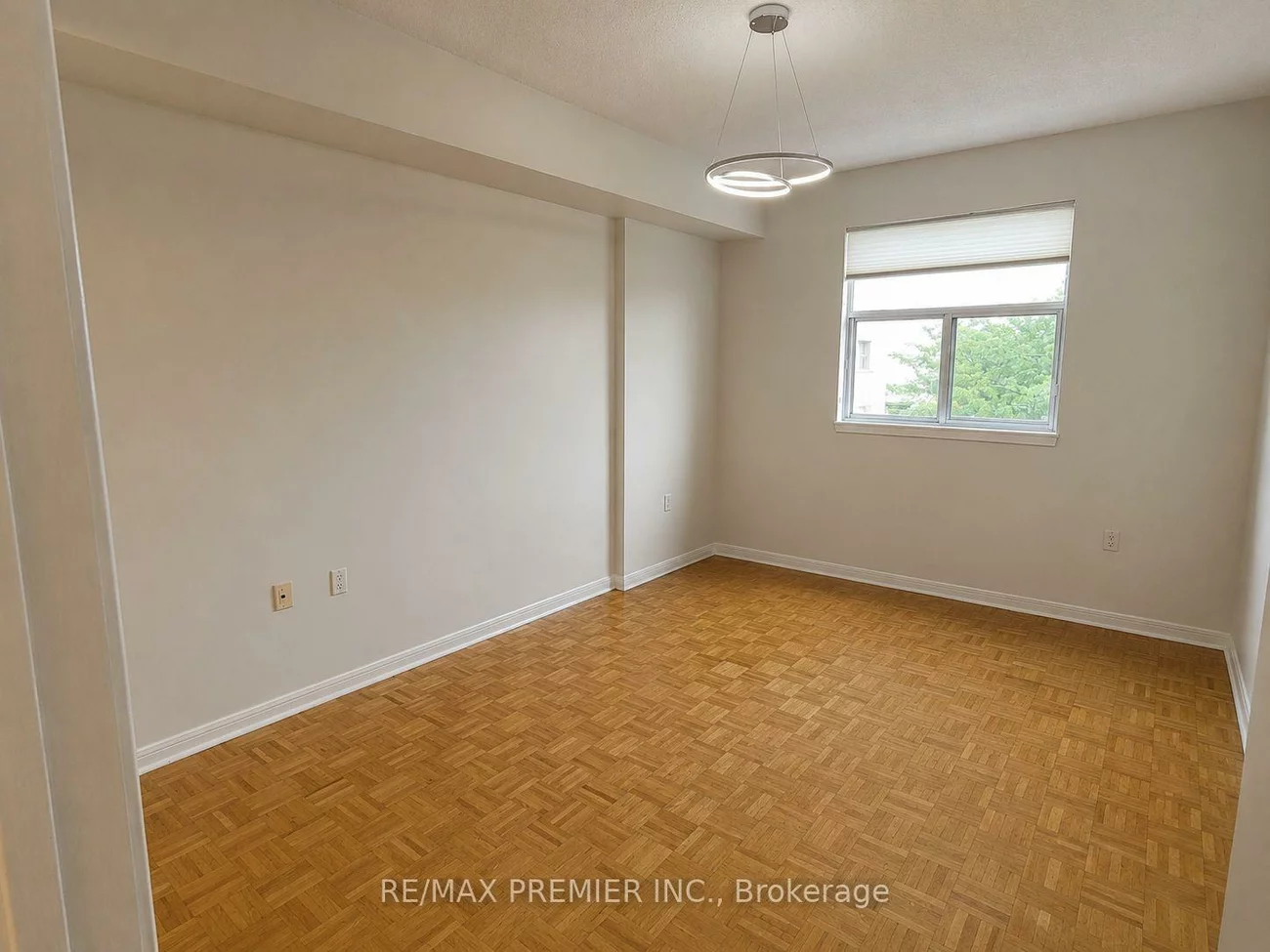 2506, Rutherford, Maple, Vaughan