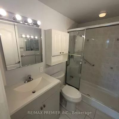 2506, Rutherford, Maple, Vaughan