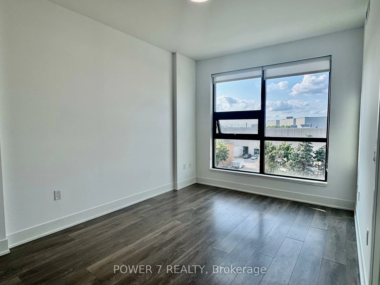 2908, Highway 7, Concord, Vaughan