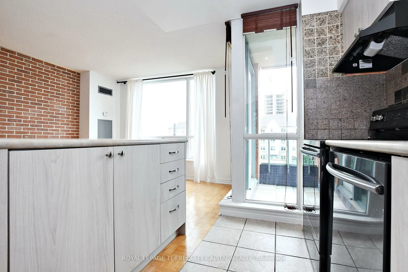 745, New Westminster, Brownridge, Vaughan