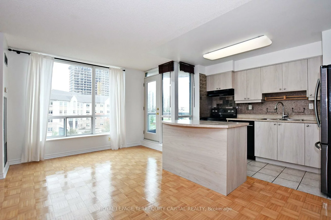 745, New Westminster, Brownridge, Vaughan