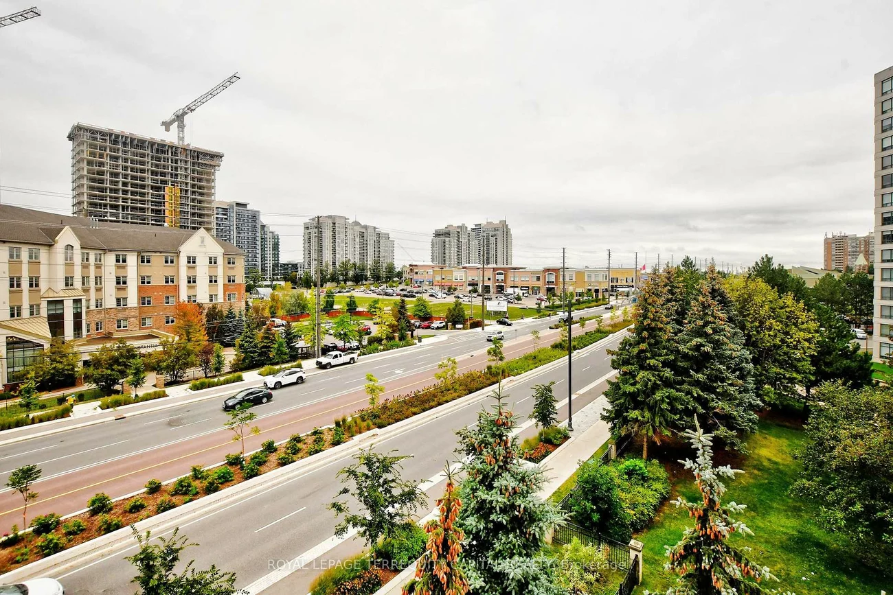 745, New Westminster, Brownridge, Vaughan