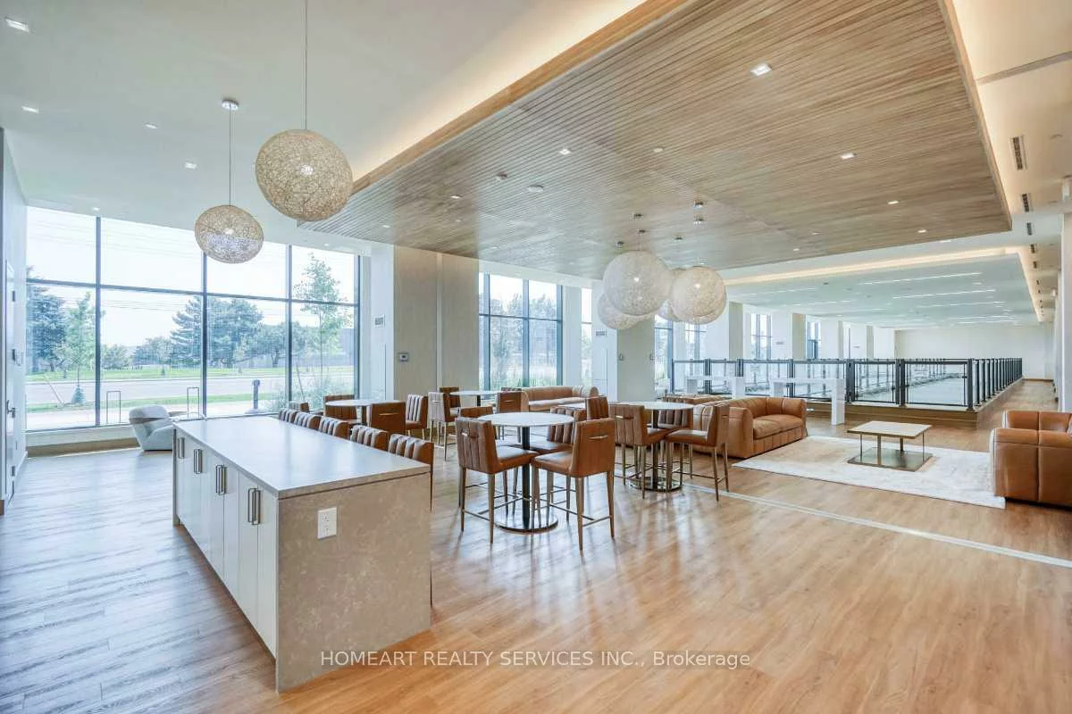 8960, Jane, Vellore Village, Vaughan