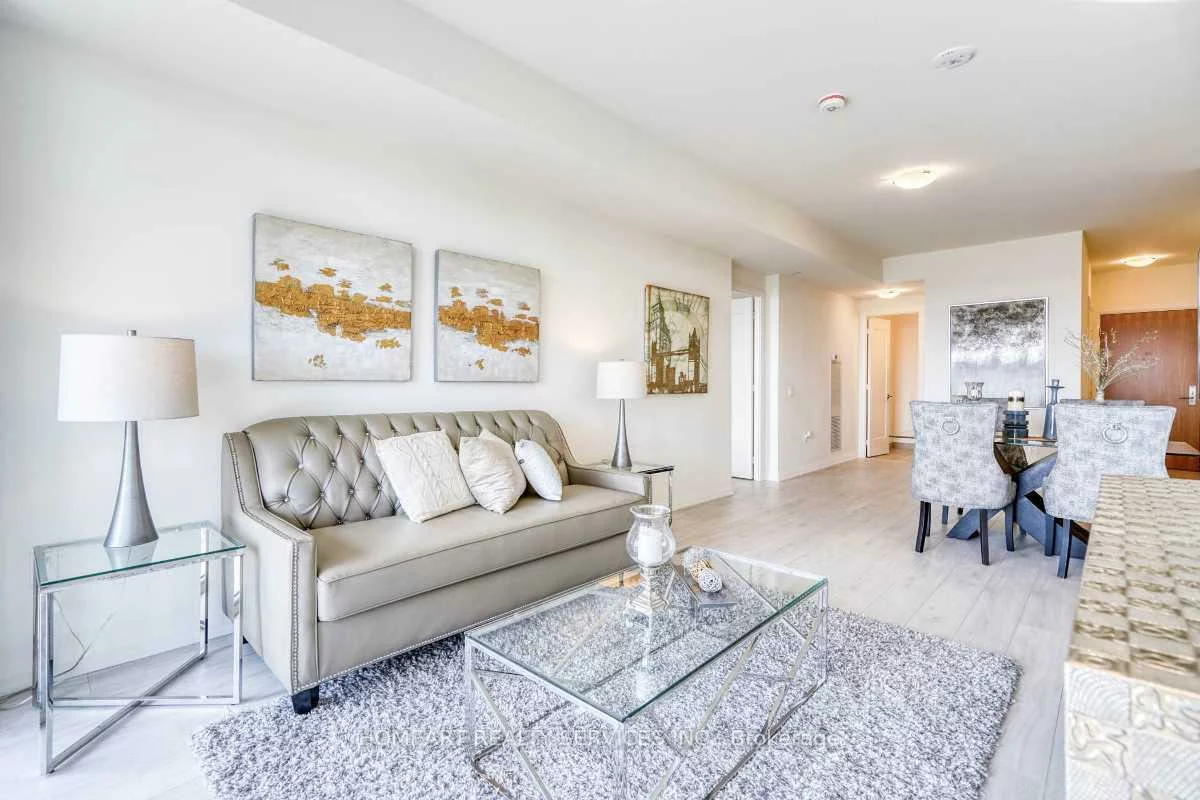 8960, Jane, Vellore Village, Vaughan