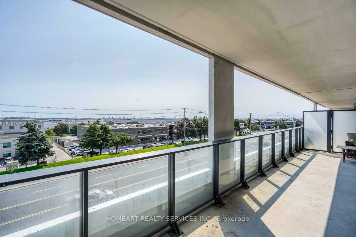 8960, Jane, Vellore Village, Vaughan