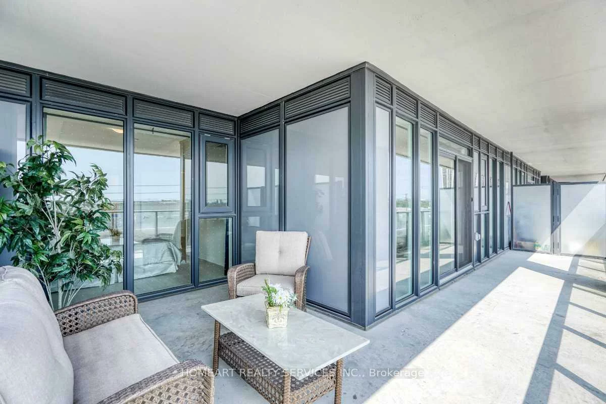 8960, Jane, Vellore Village, Vaughan