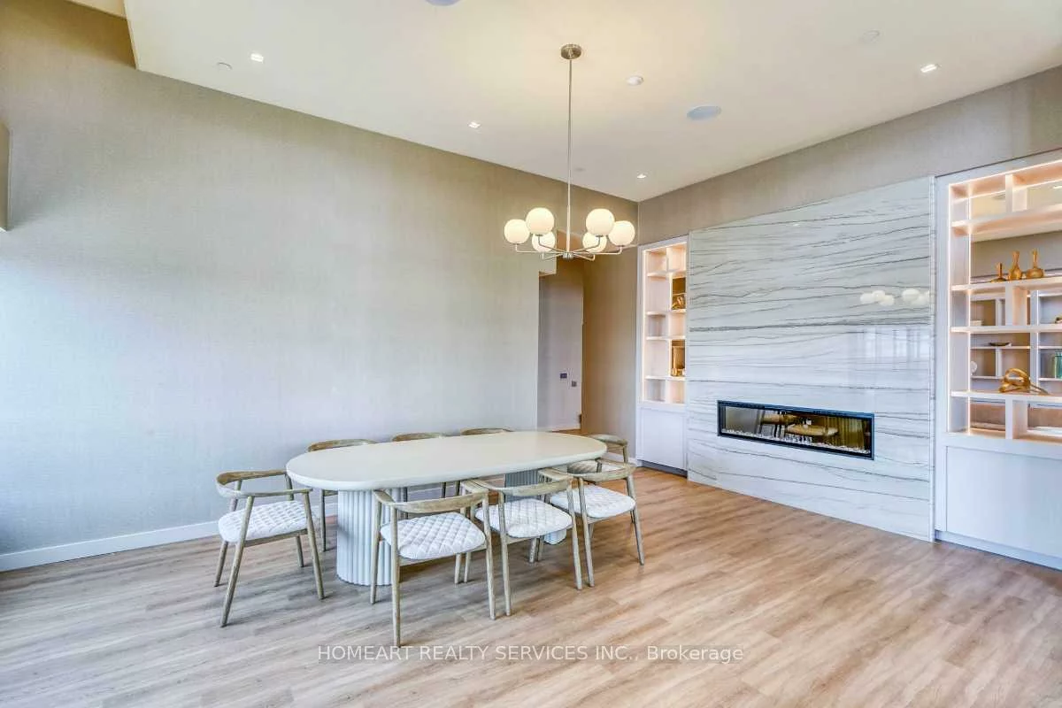 8960, Jane, Vellore Village, Vaughan
