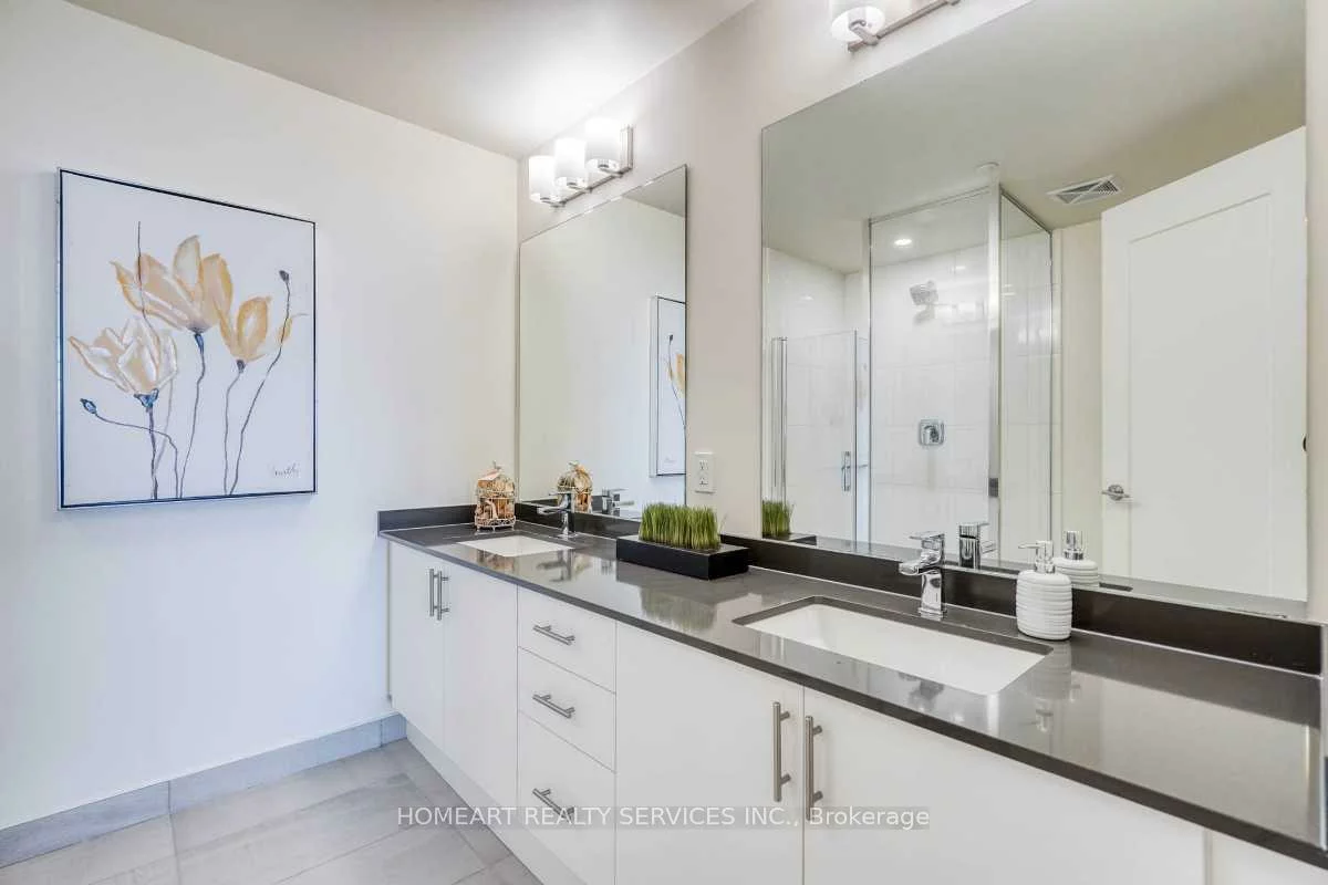 8960, Jane, Vellore Village, Vaughan