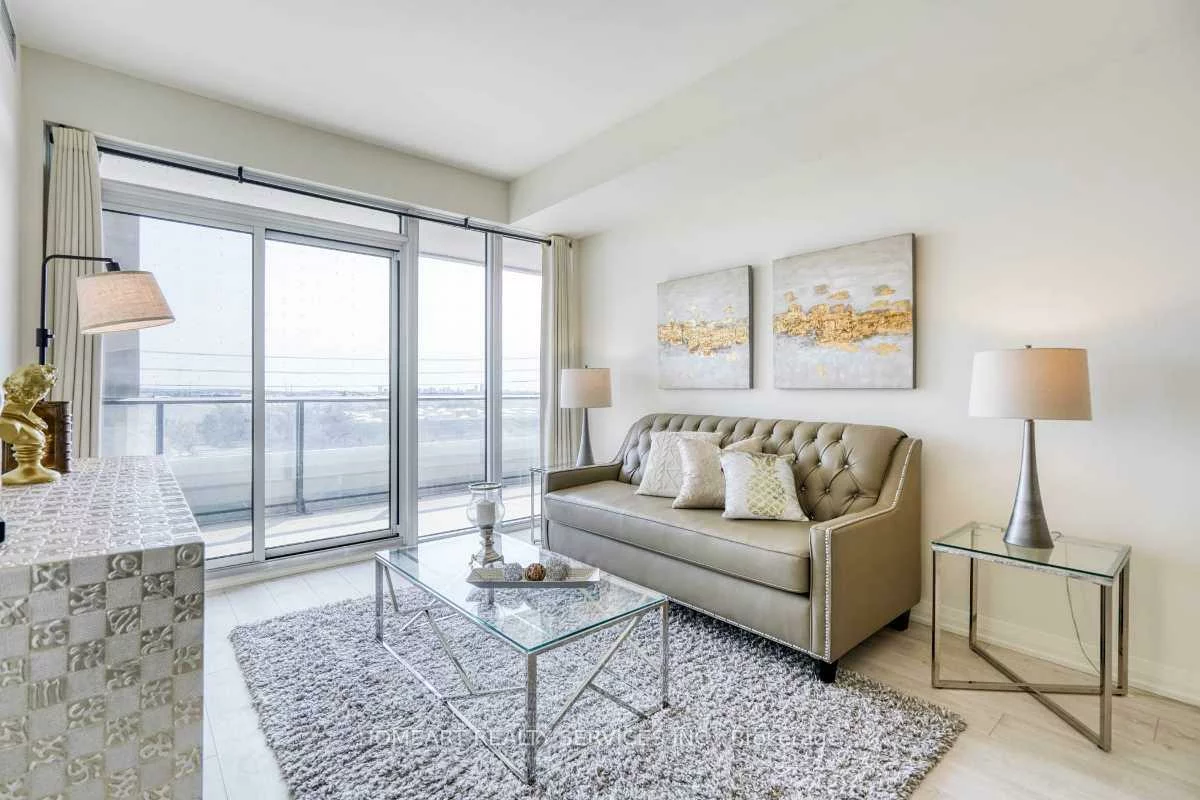 8960, Jane, Vellore Village, Vaughan