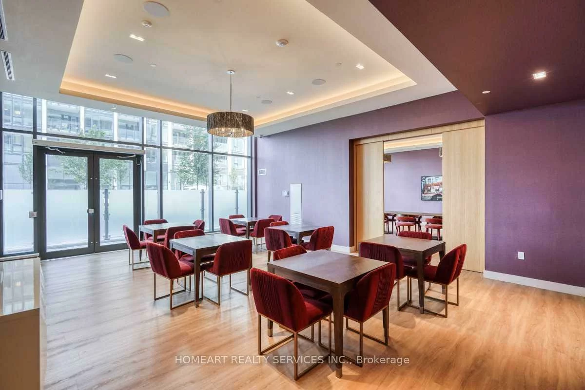 8960, Jane, Vellore Village, Vaughan