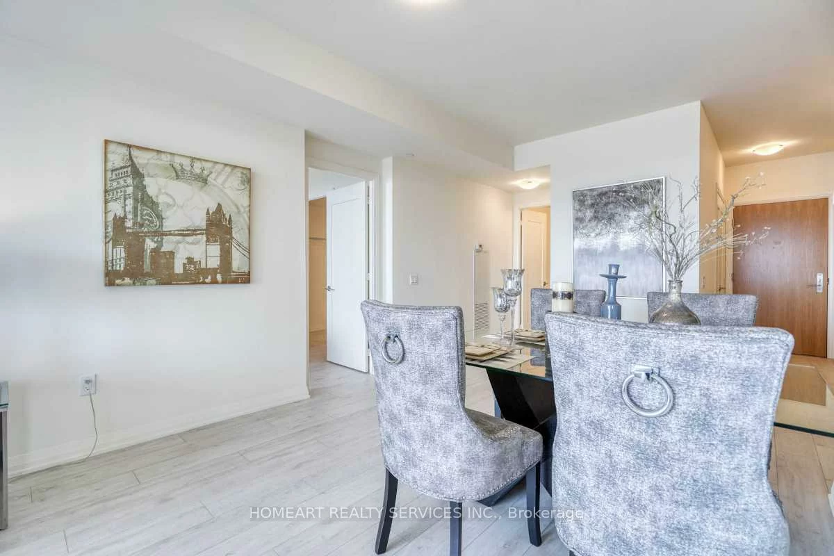 8960, Jane, Vellore Village, Vaughan
