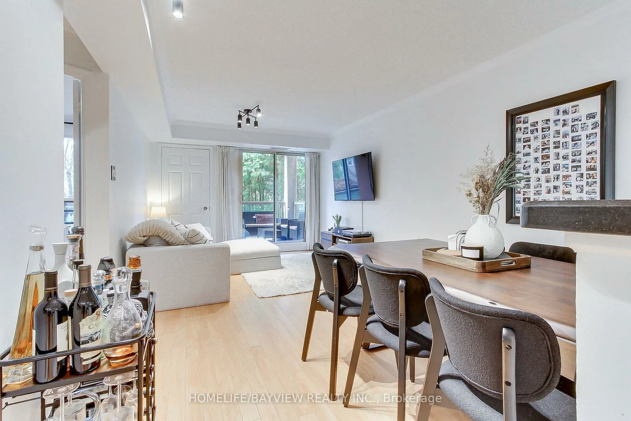245, Pine Grove, Islington Woods, Vaughan