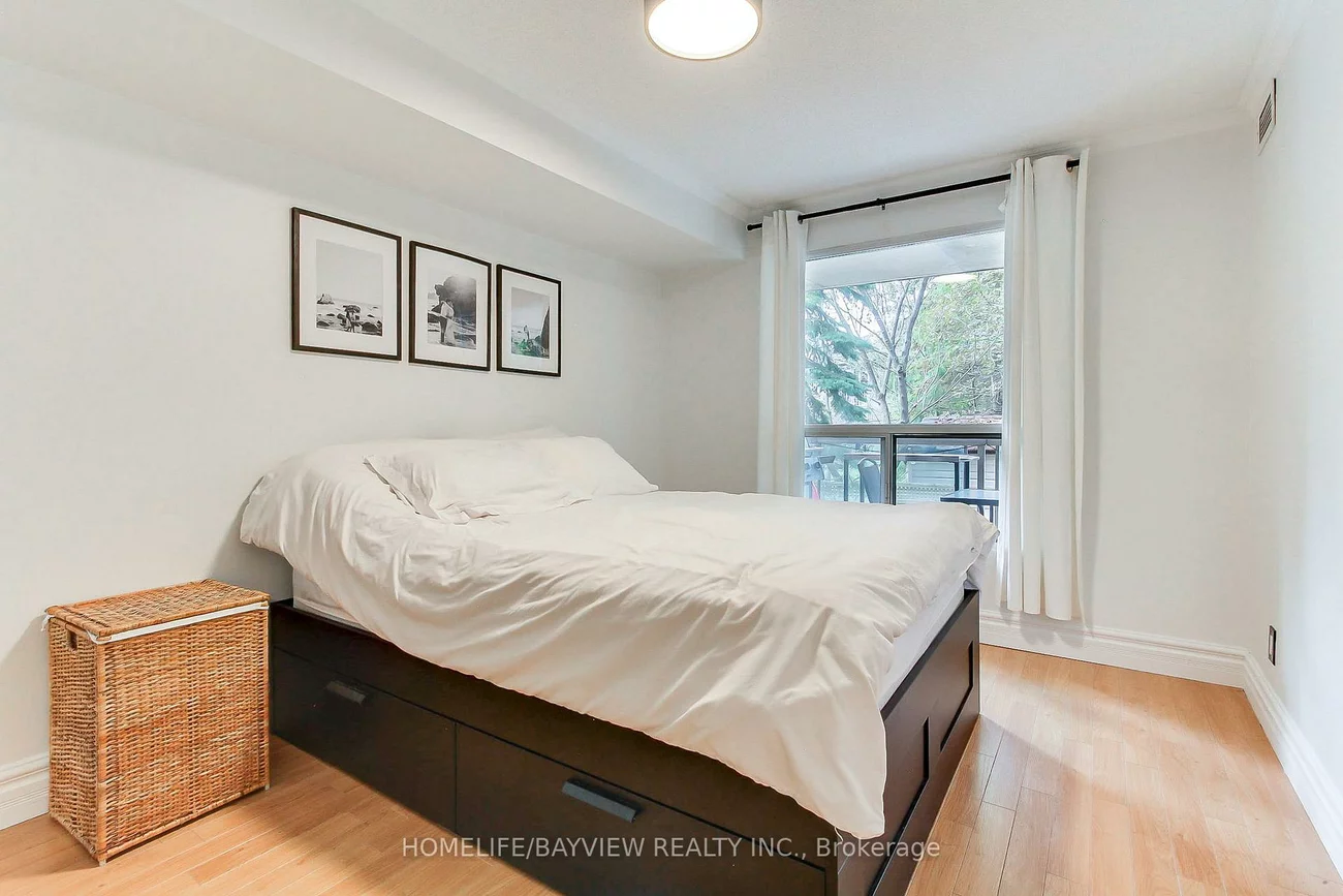 245, Pine Grove, Islington Woods, Vaughan