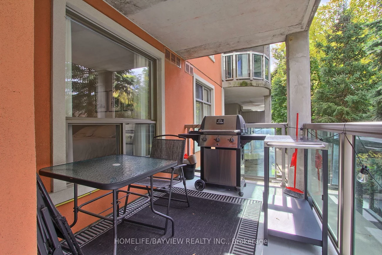 245, Pine Grove, Islington Woods, Vaughan
