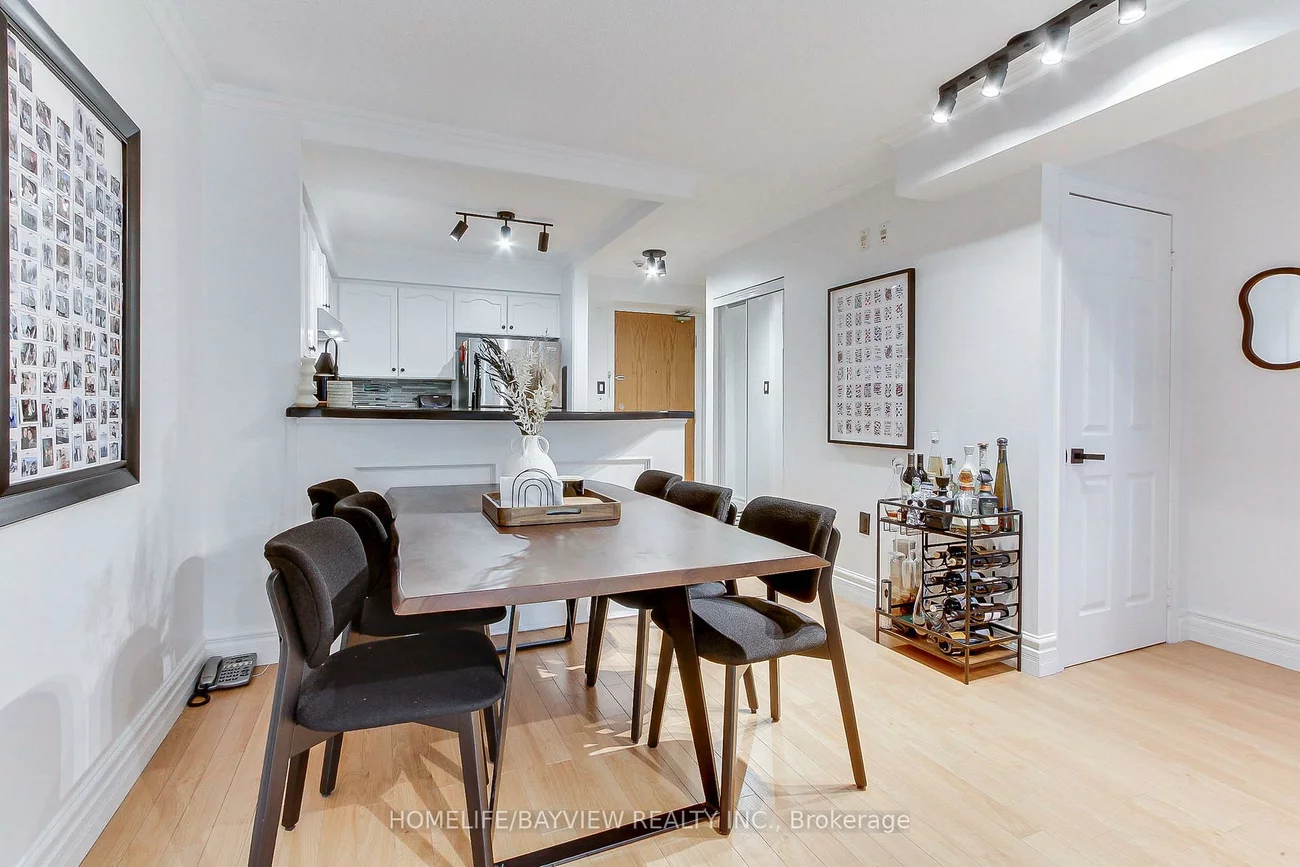 245, Pine Grove, Islington Woods, Vaughan