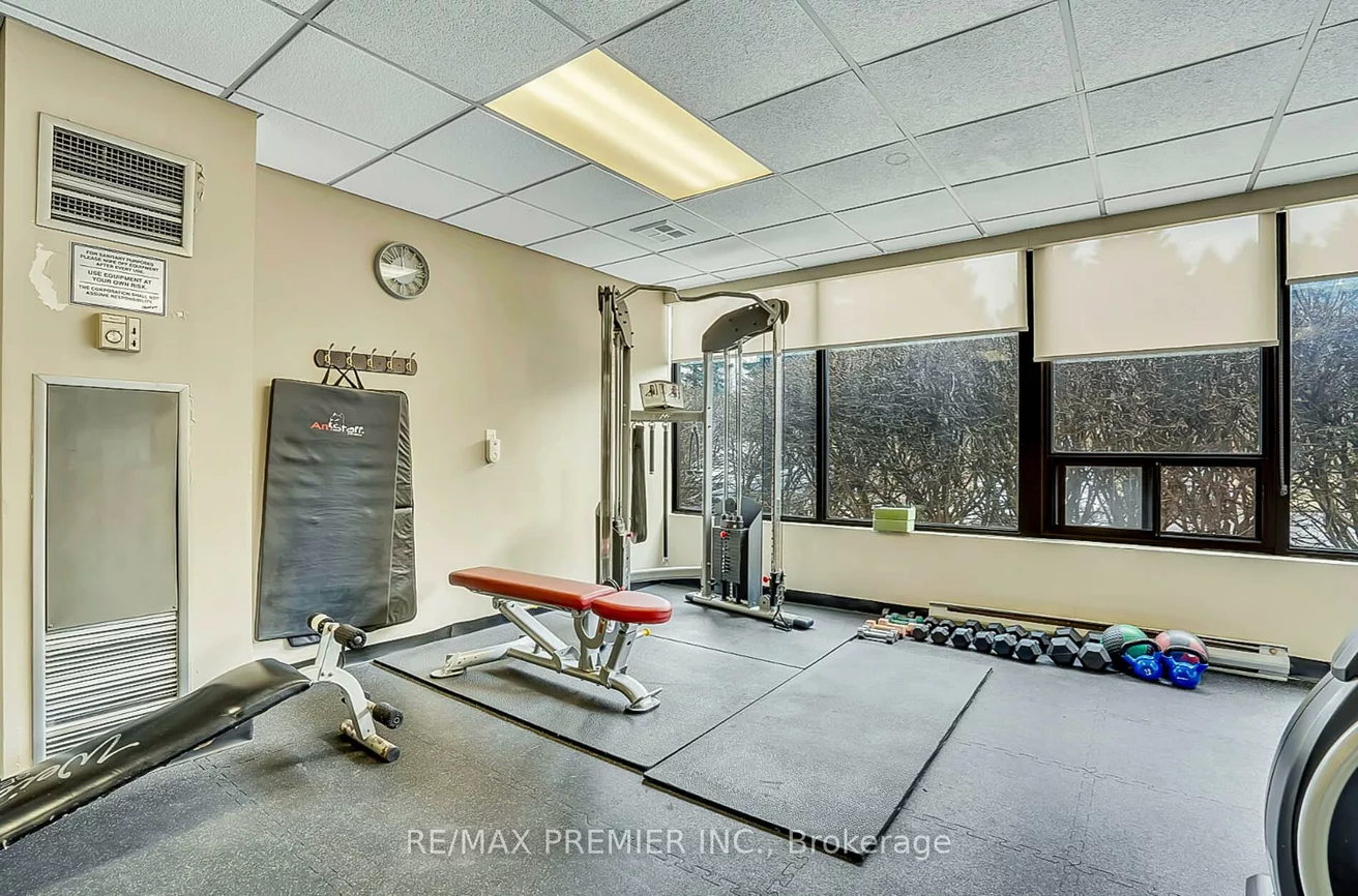7440, Bathurst, Brownridge, Vaughan