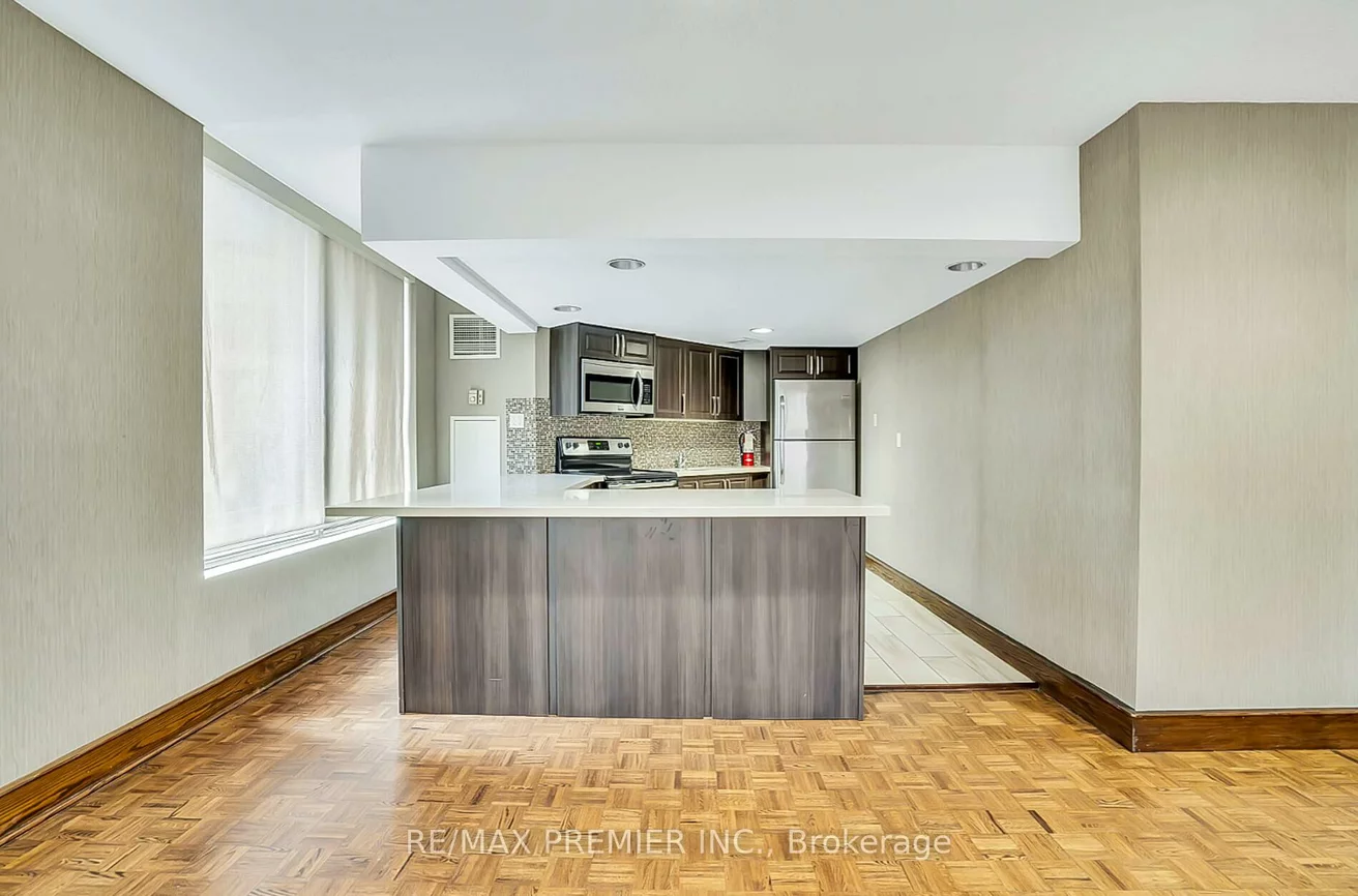 7440, Bathurst, Brownridge, Vaughan