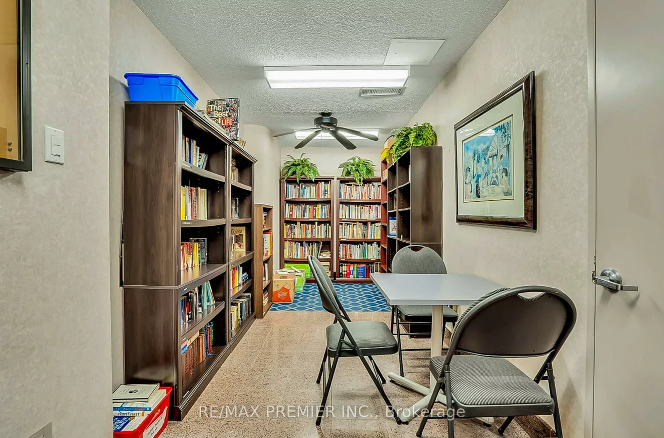 7440, Bathurst, Brownridge, Vaughan