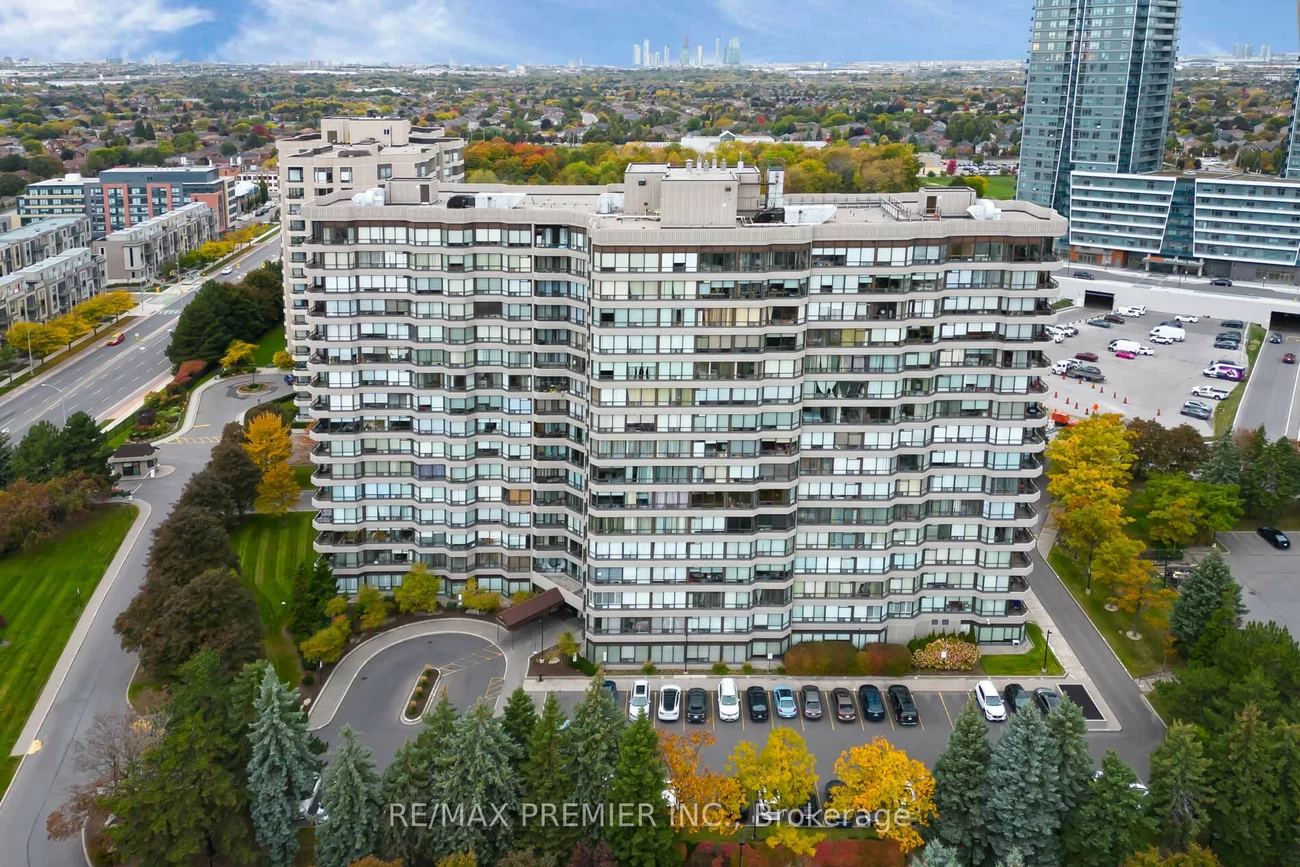 7440, Bathurst, Brownridge, Vaughan